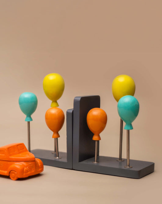 Balloon Bookends